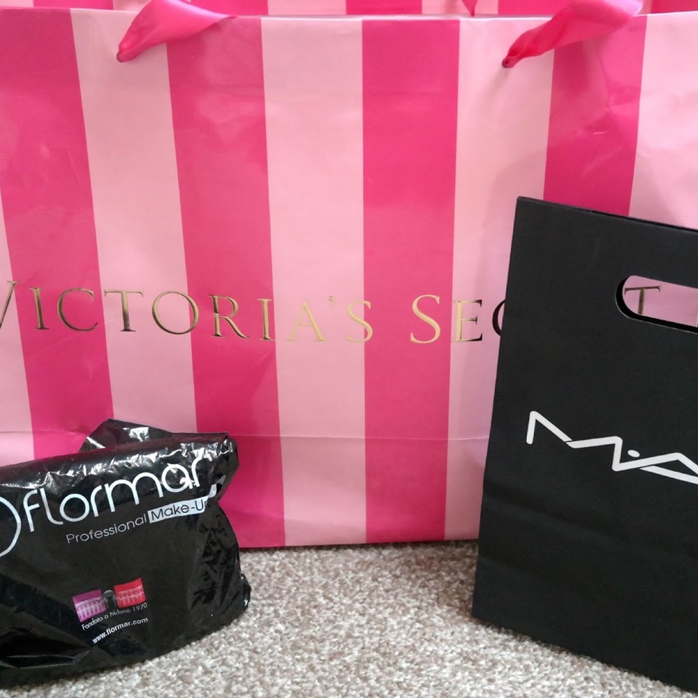 Victoria’s Secret Make Up Bag